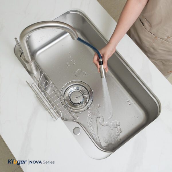Vòi rửa bát Kluger KLF0030S thế hệ mới chống bắn té nước trong quá trình sử dụng