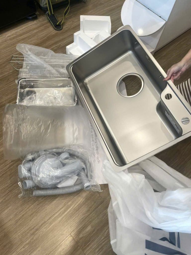 Xây nhà nên chọn chậu rửa bát khi nào để không phải sửa lại mắt đá, tủ bếp? 4 Xây nhà nên chọn chậu rửa bát khi nào để không phải sửa lại mắt đá, tủ bếp?