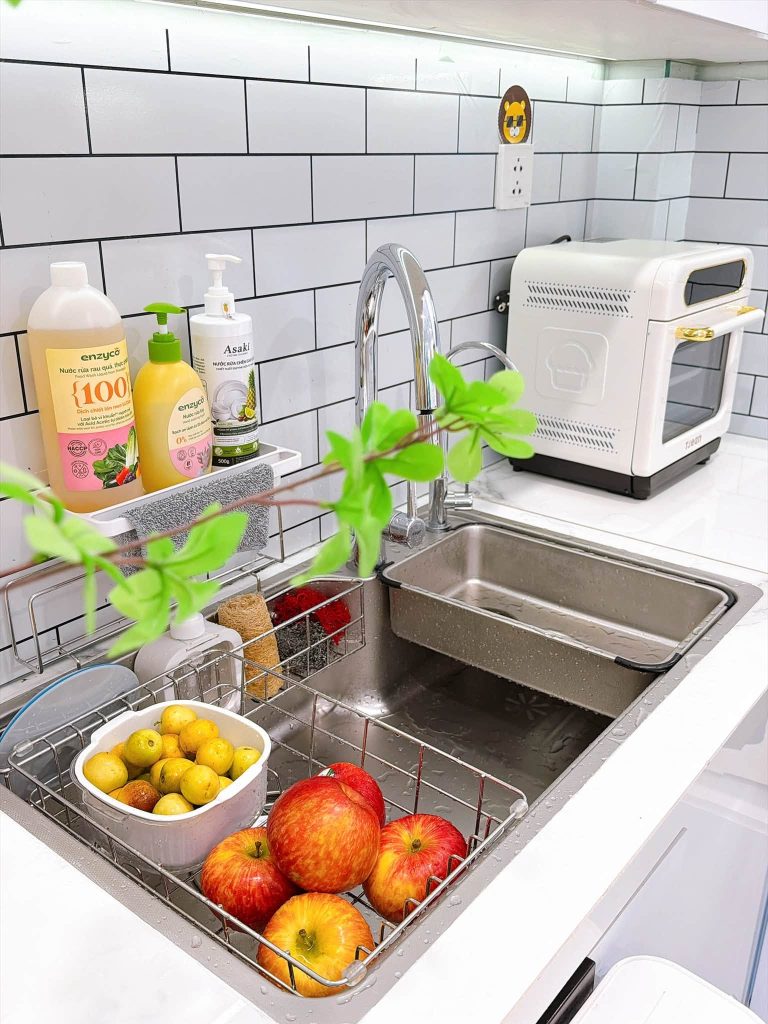 Chậu rửa bát 1 hố Kluger trong không gian thực tế nhà chị Thủy Trần 5 Chậu rửa bát 1 hố Kluger trong không gian thực tế nhà chị Thủy Trần
